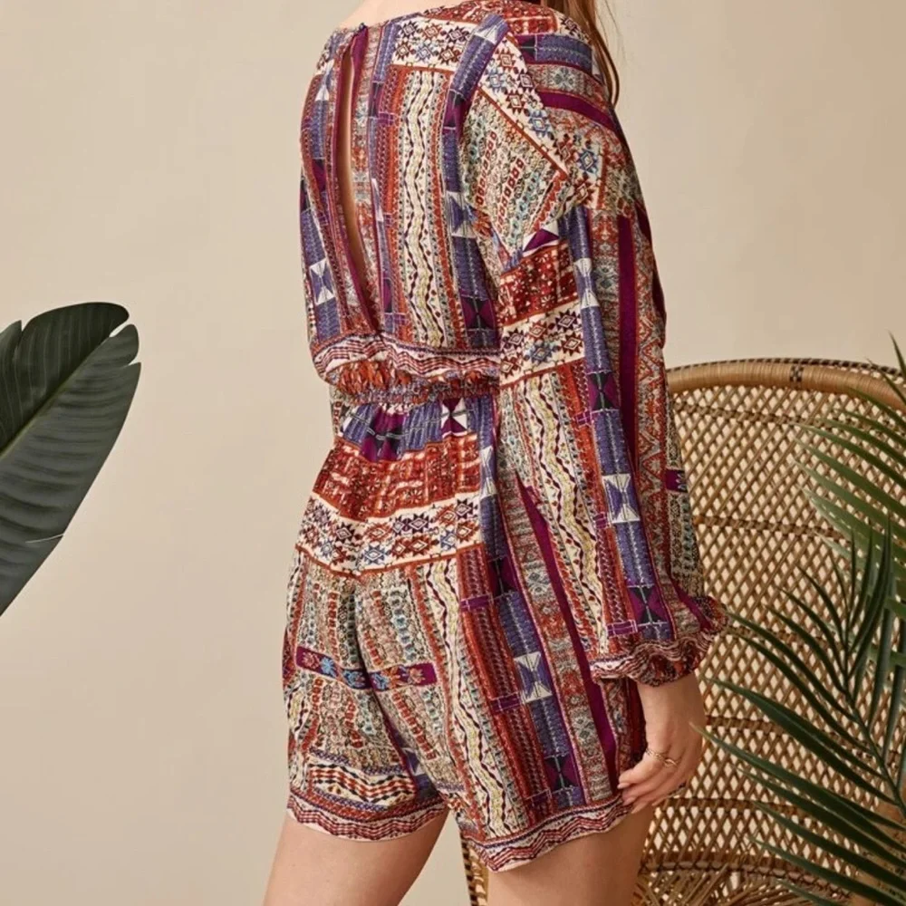 NWOT-Shein Plunging NeckLantern Sleeve Romper